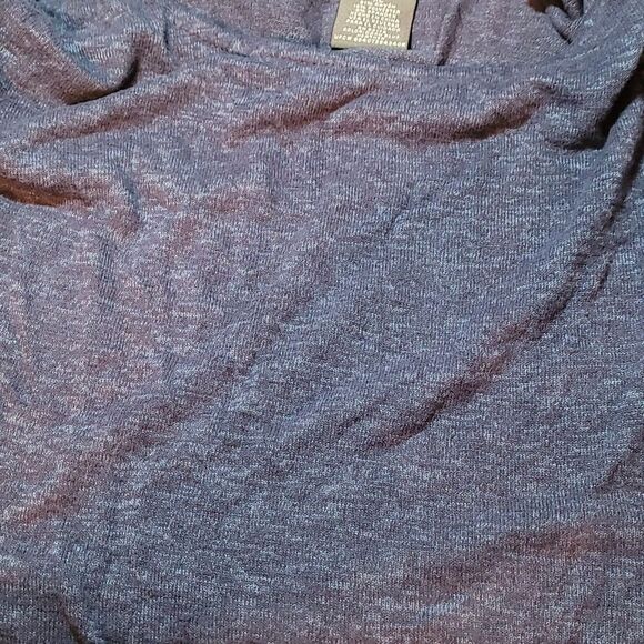 Chelsea & Theodore heathered blue waist tied top - Picture 5 of 5